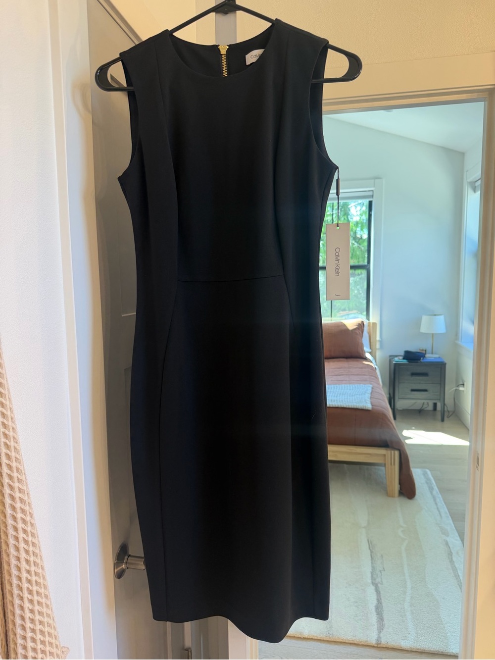 NWT Calvin Klein Black Sleeveless Sheath Midi Dress